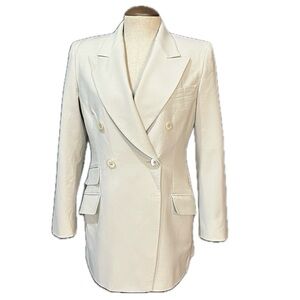 GUCCI - Woman Double-Breasted Off-While Wool Blazer Size 8, Price $650